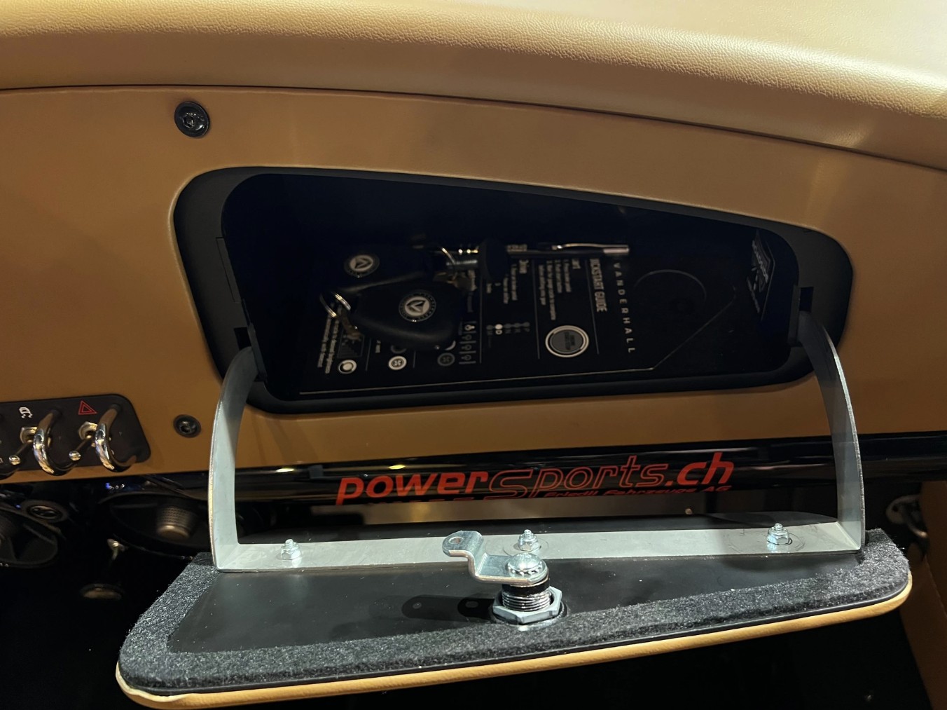 VANDERHALL Carmel GT-image-12