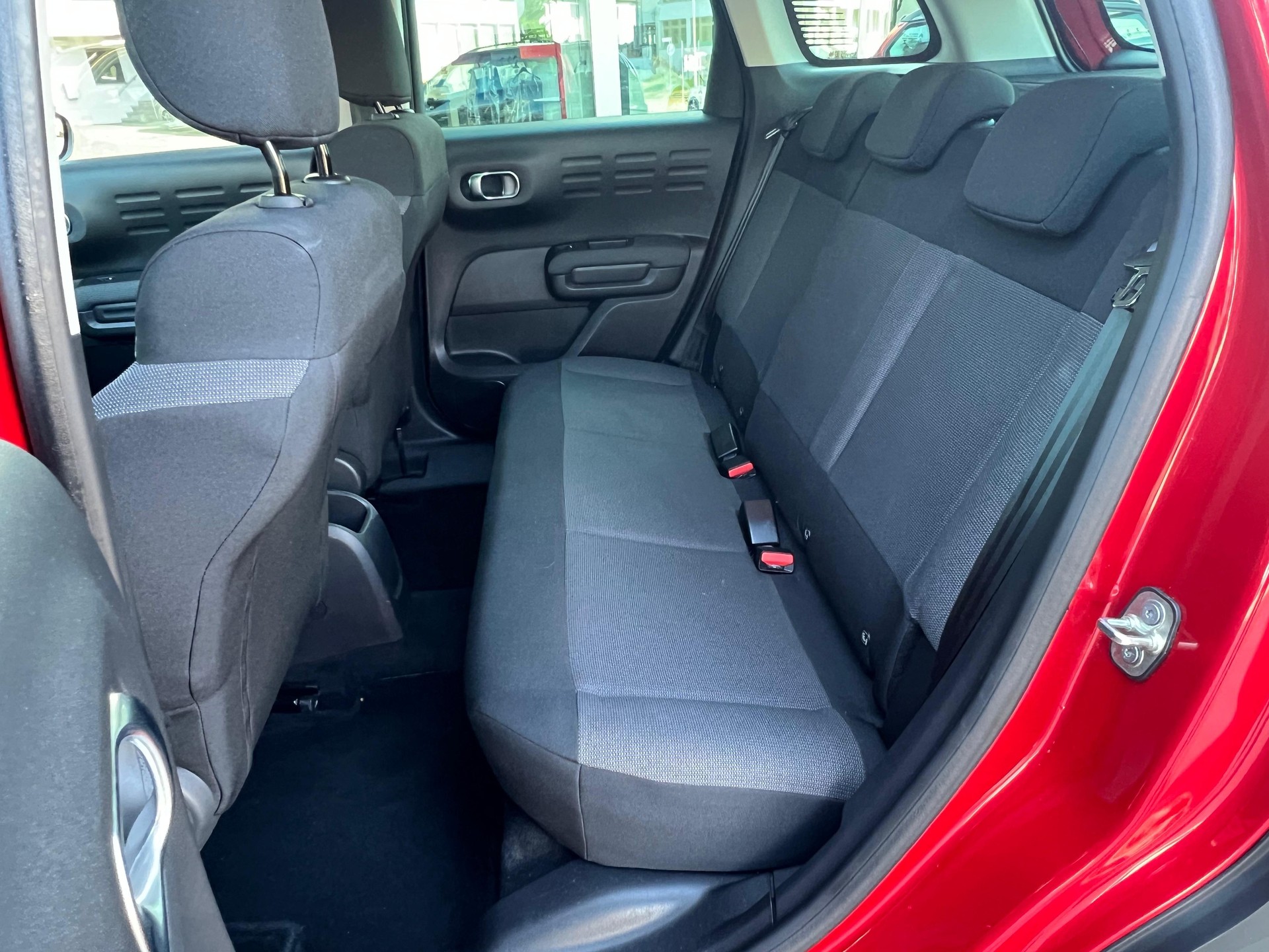 CITROEN C3 Aircross 1.2 PureTech 130 Swiss Edition-image-10