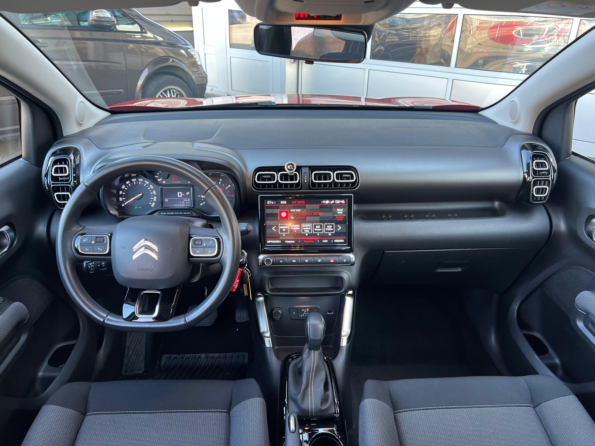 CITROEN C3 Aircross 1.2 PureTech 130 Swiss Edition-image-13