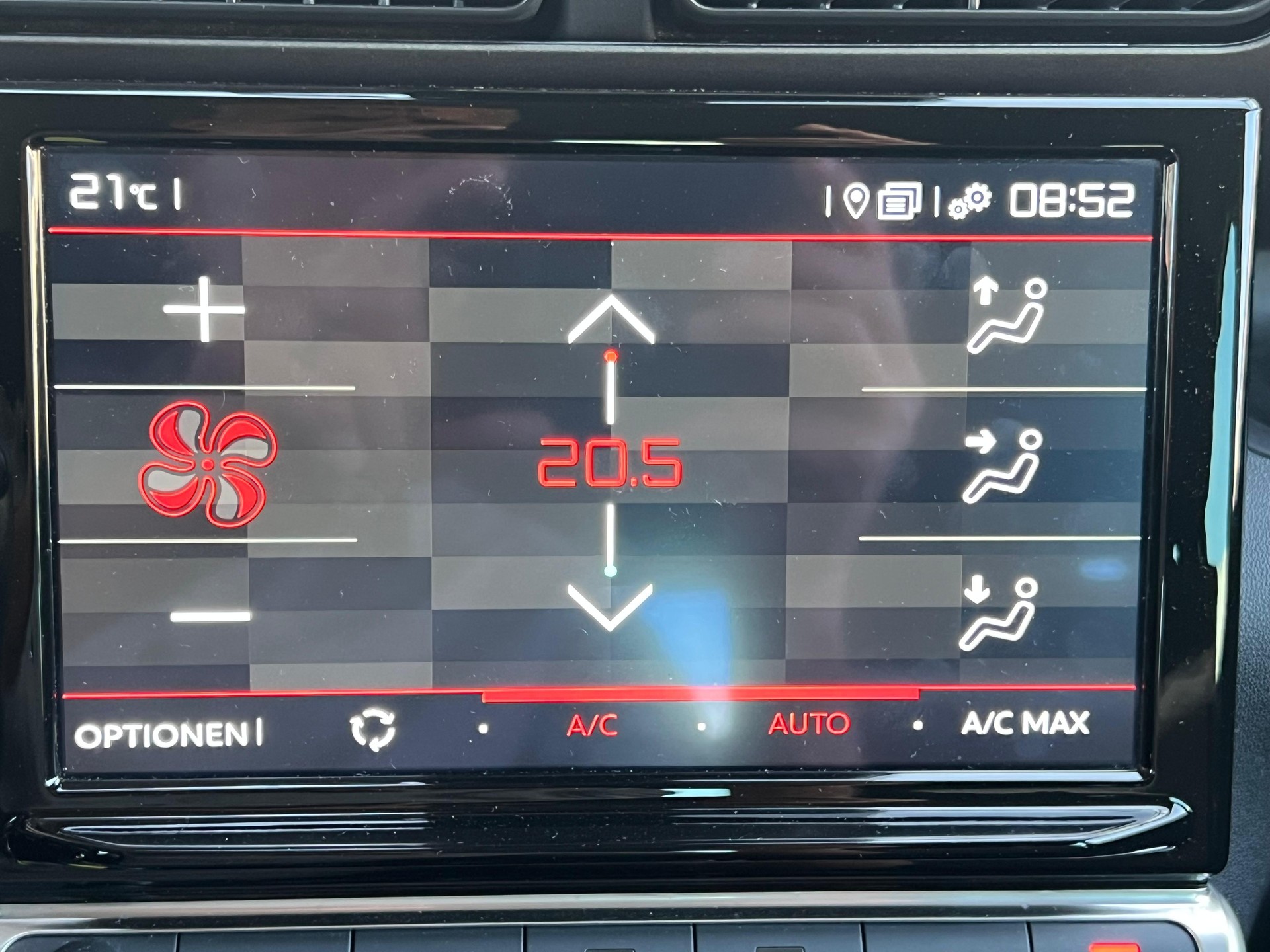 CITROEN C3 Aircross 1.2 PureTech 130 Swiss Edition-image-27