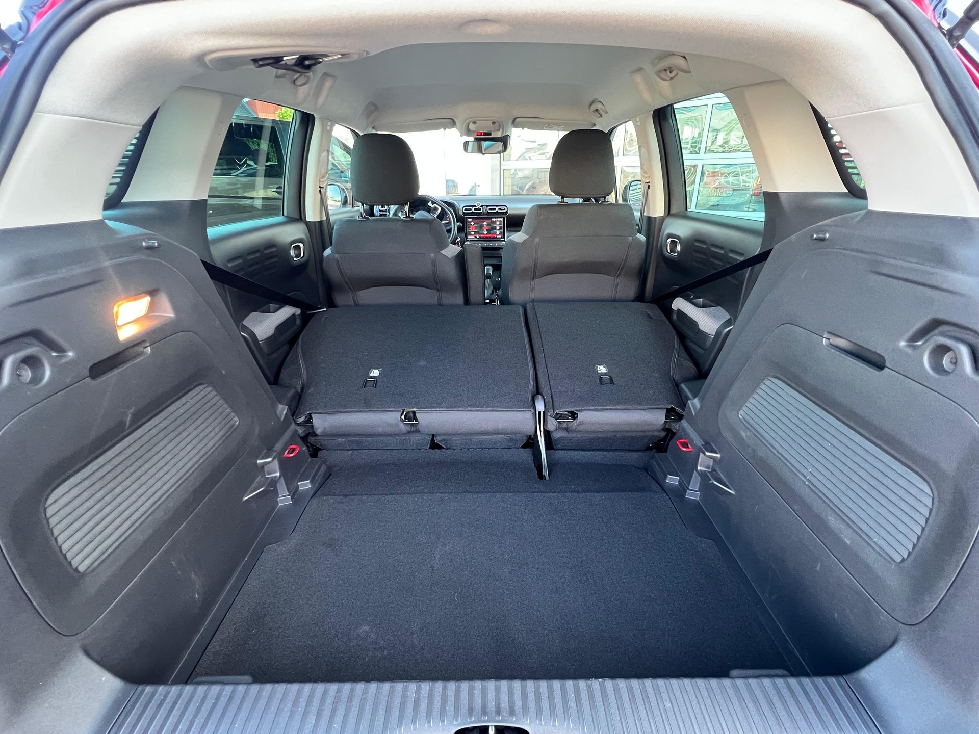 CITROEN C3 Aircross 1.2 PureTech 130 Swiss Edition-image-9