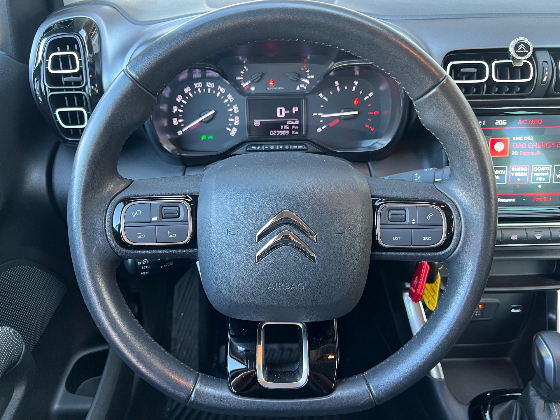 CITROEN C3 Aircross 1.2 PureTech 130 Swiss Edition-image-15