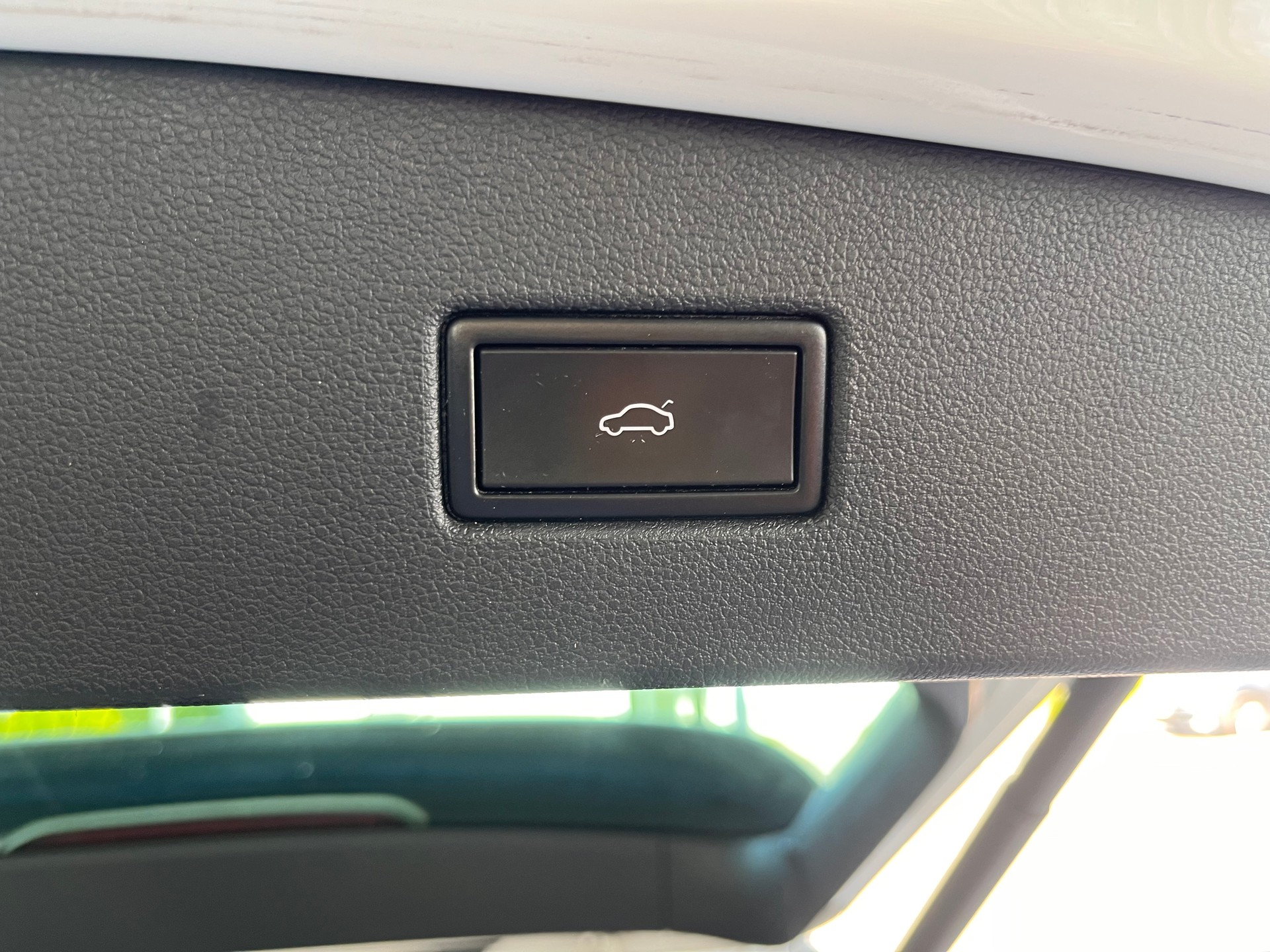 VW Tiguan 2.0TSI Highline 4Motion DSG-image-8