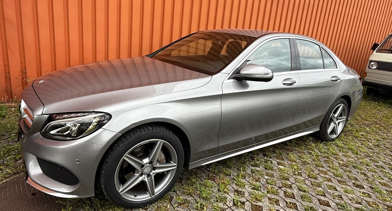 MERCEDES-BENZ C 180 BlueTEC AMG Line-image-4