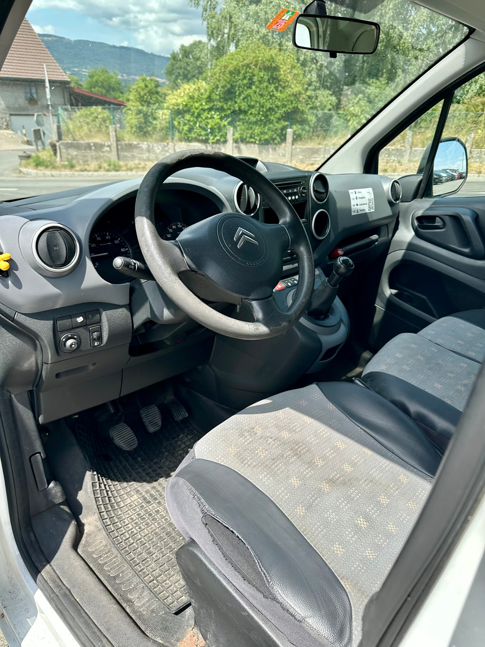 CITROEN Berlingo 1.6i 600-image-8