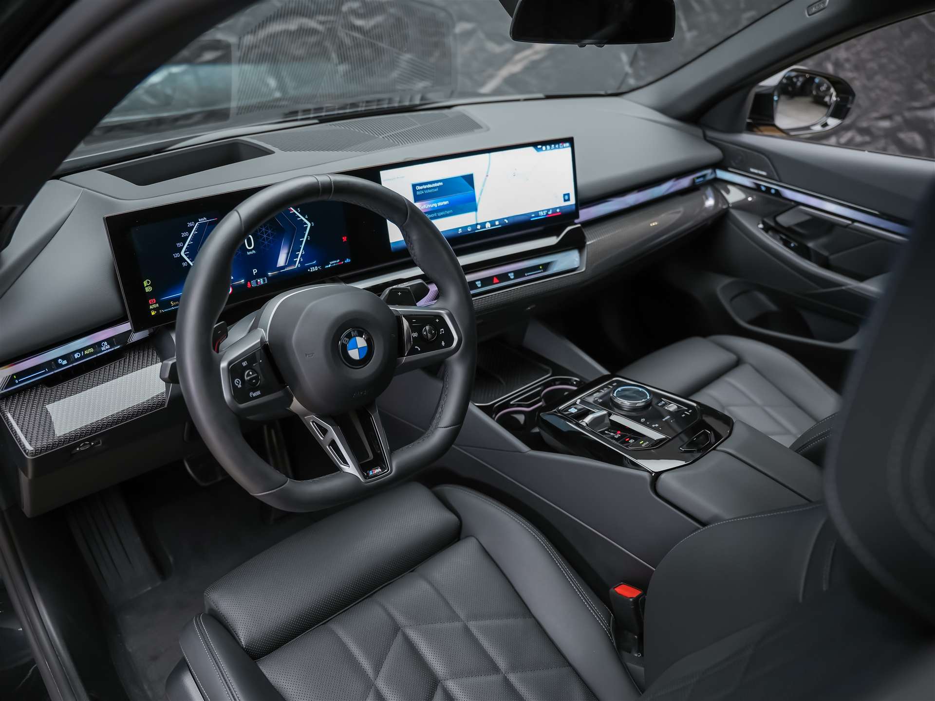 BMW 520d xDrive M Sport Steptronic *Werksgarantie*21" Felgen*Head Up*Sitzbelüftung*-image-8
