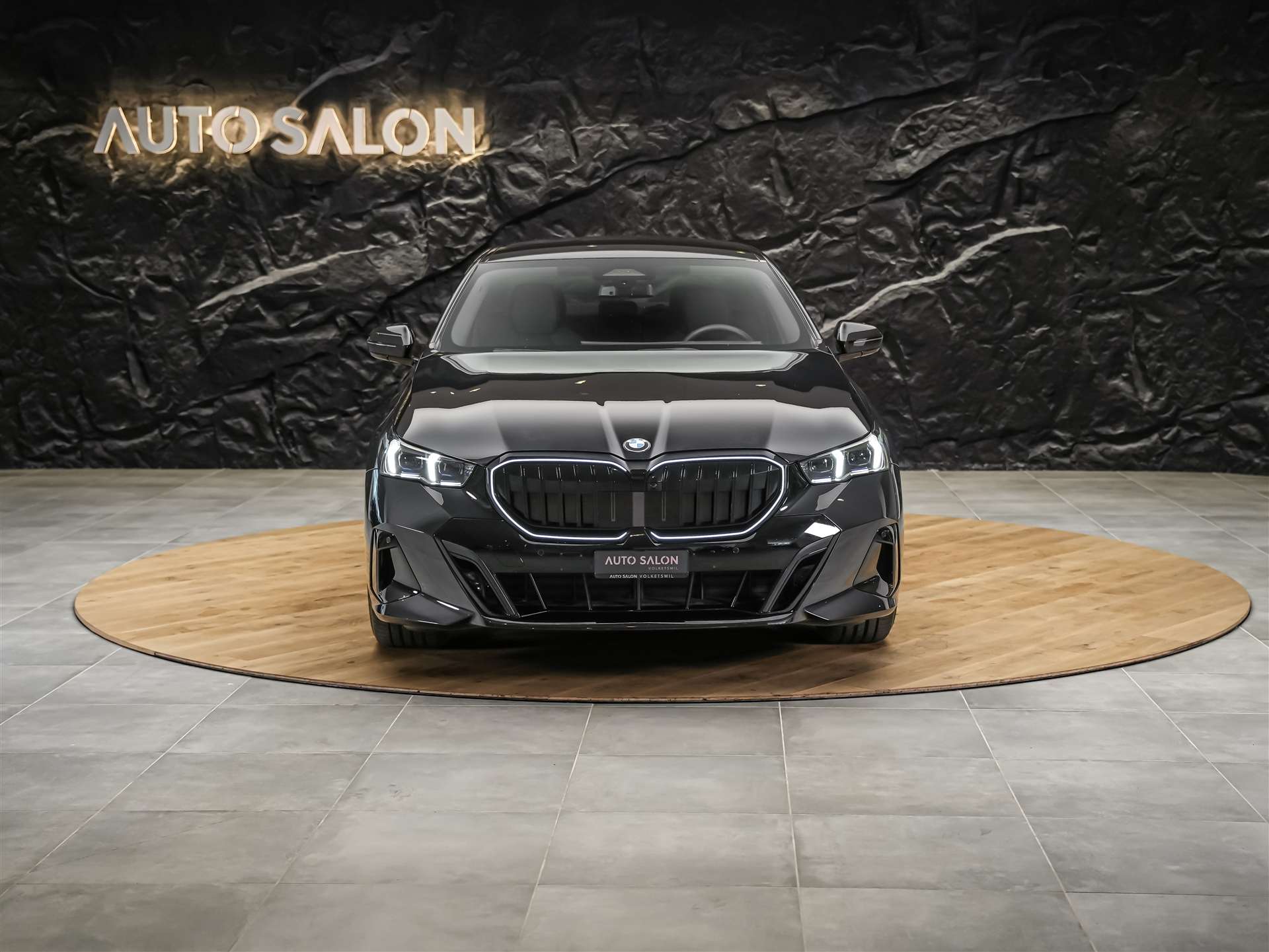 BMW 520d xDrive M Sport Steptronic *Werksgarantie*21" Felgen*Head Up*Sitzbelüftung*-image-7