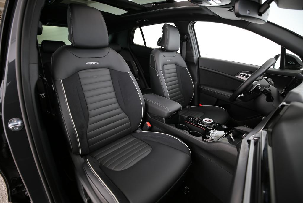 KIA Sportage 1.6 T-GDi PHEV GT-Line-image-10