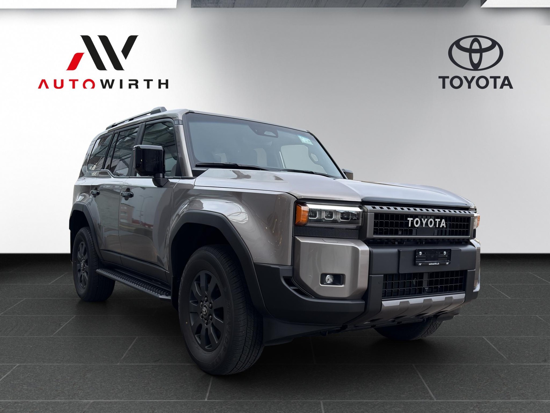 TOYOTA Land Cruiser 2.8 D 48V Style-image-2