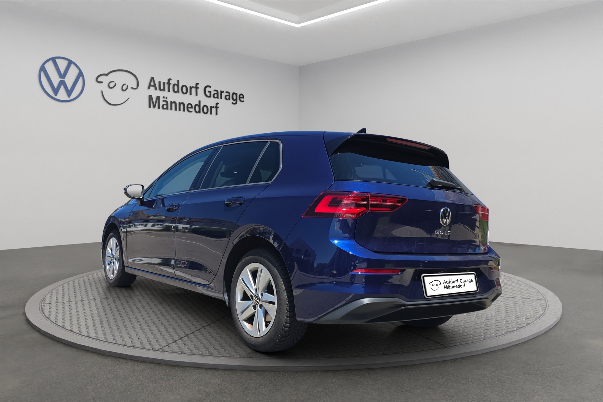 VW Golf 1.5 e TSI ACT Life DSG-image-3