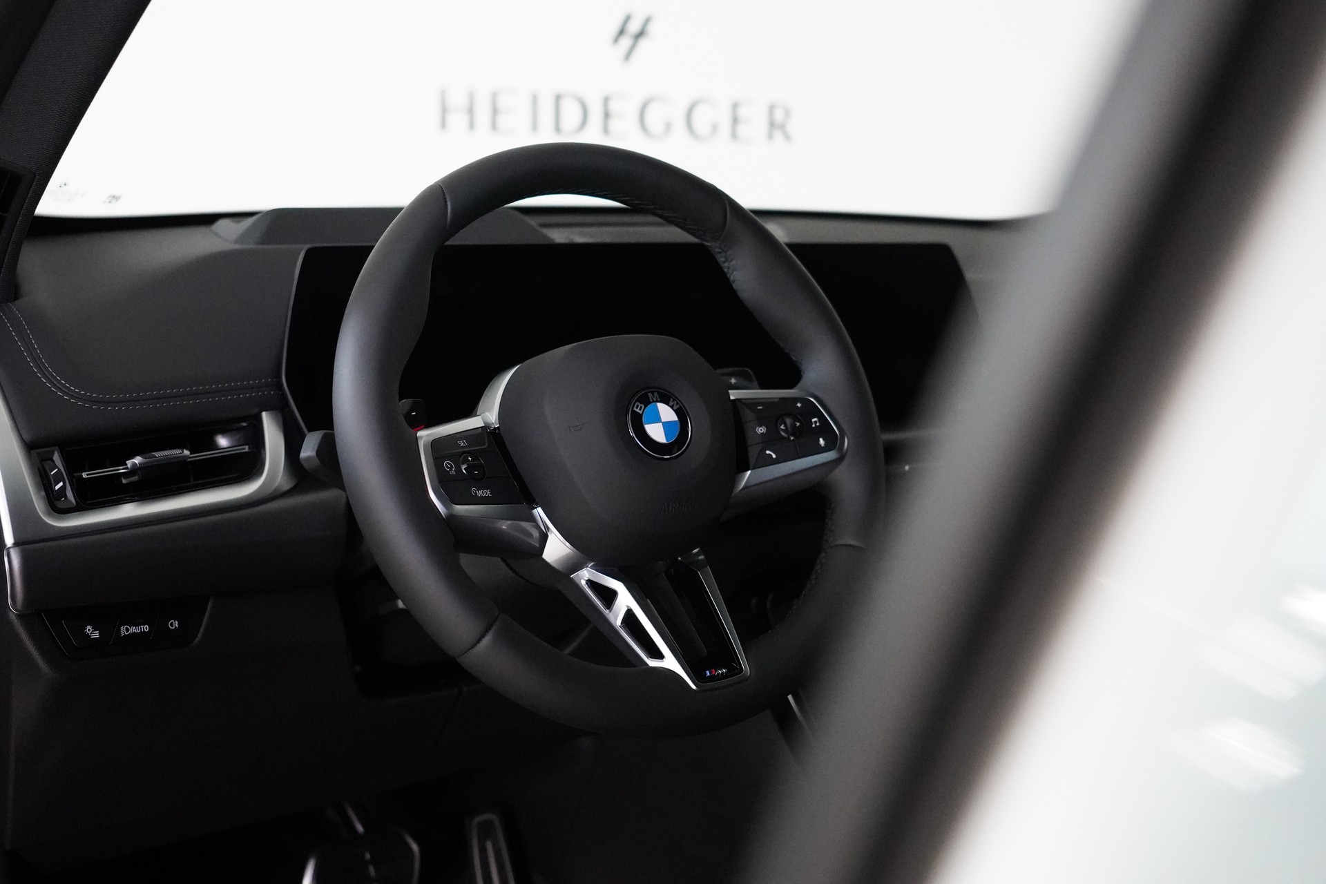 BMW X1 xDrive 23i 48V M Sport-image-26
