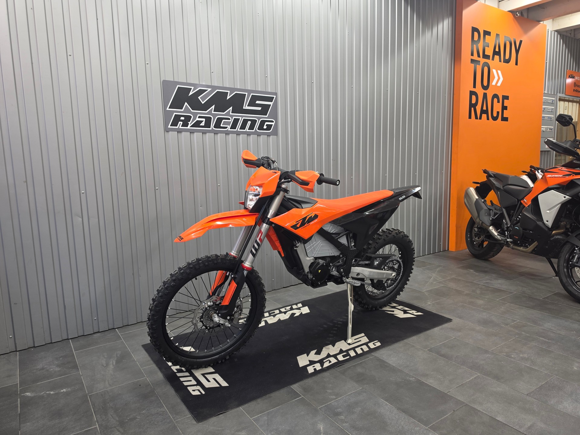 KTM FREERIDE E-showroom-element-2