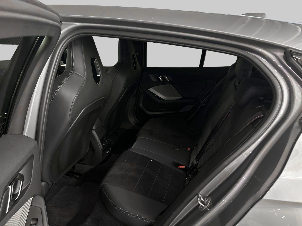 BMW M135i xDrive-image-14