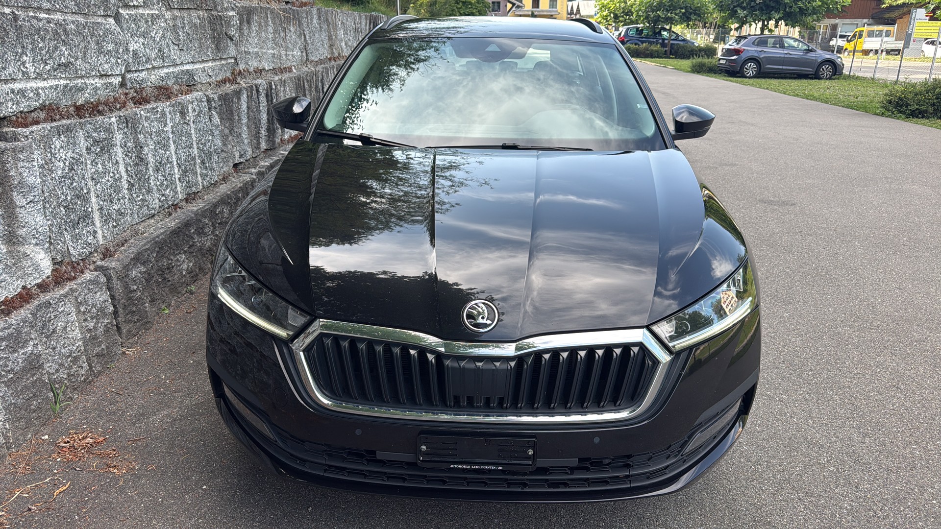 SKODA Octavia Combi 2.0 TDI DSG Ambition-image-10
