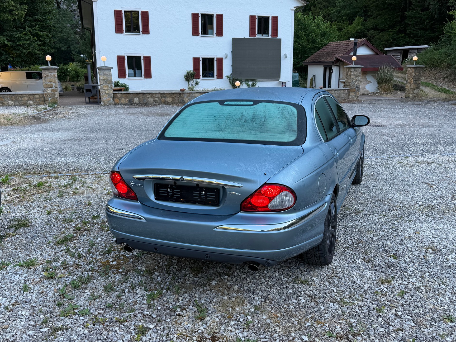 JAGUAR X-Type 3.0 V6 Traction4 Executive-image-5