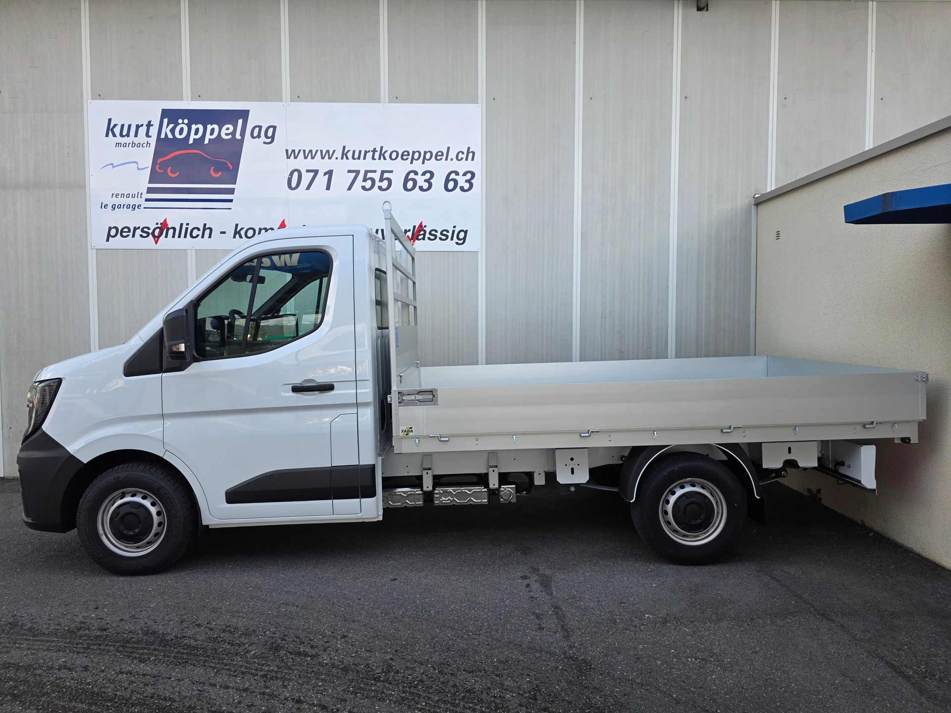 RENAULT Master T35 Blue dCi 150 L2H1-image-0