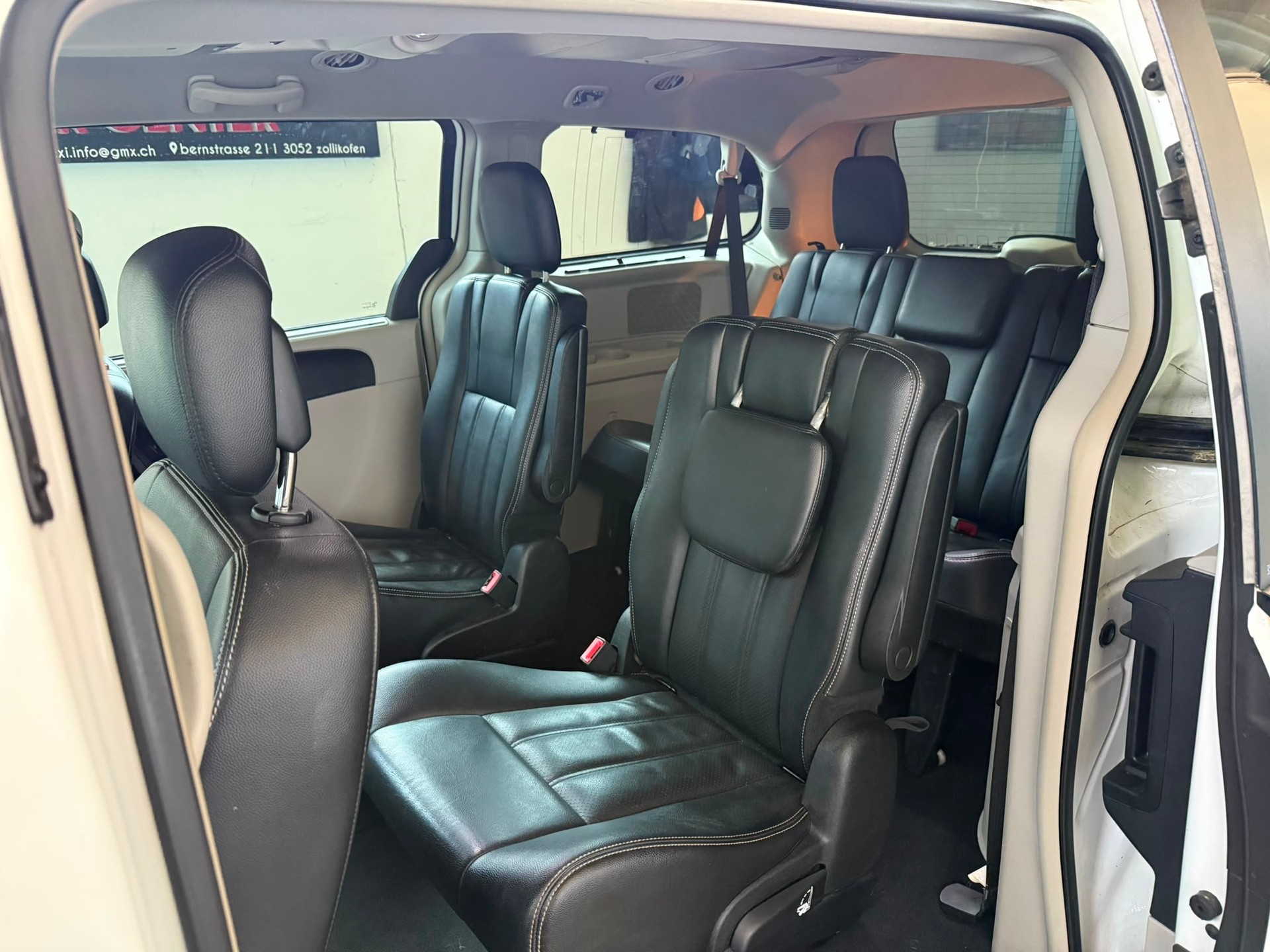 LANCIA Voyager 2.8D Gold Automatic-image-15