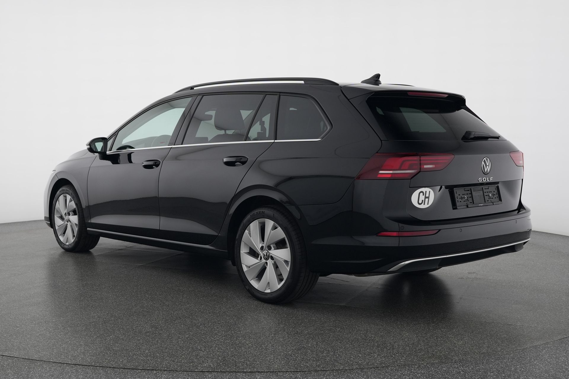 VW Golf Variant 2.0 TDI Style DSG-image-3