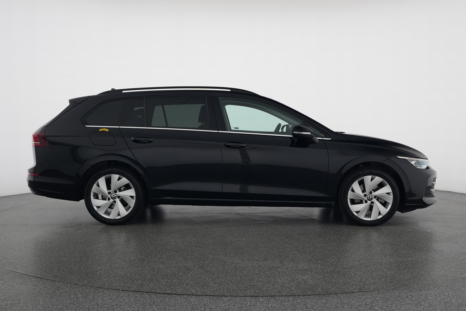VW Golf Variant 2.0 TDI Style DSG-image-5