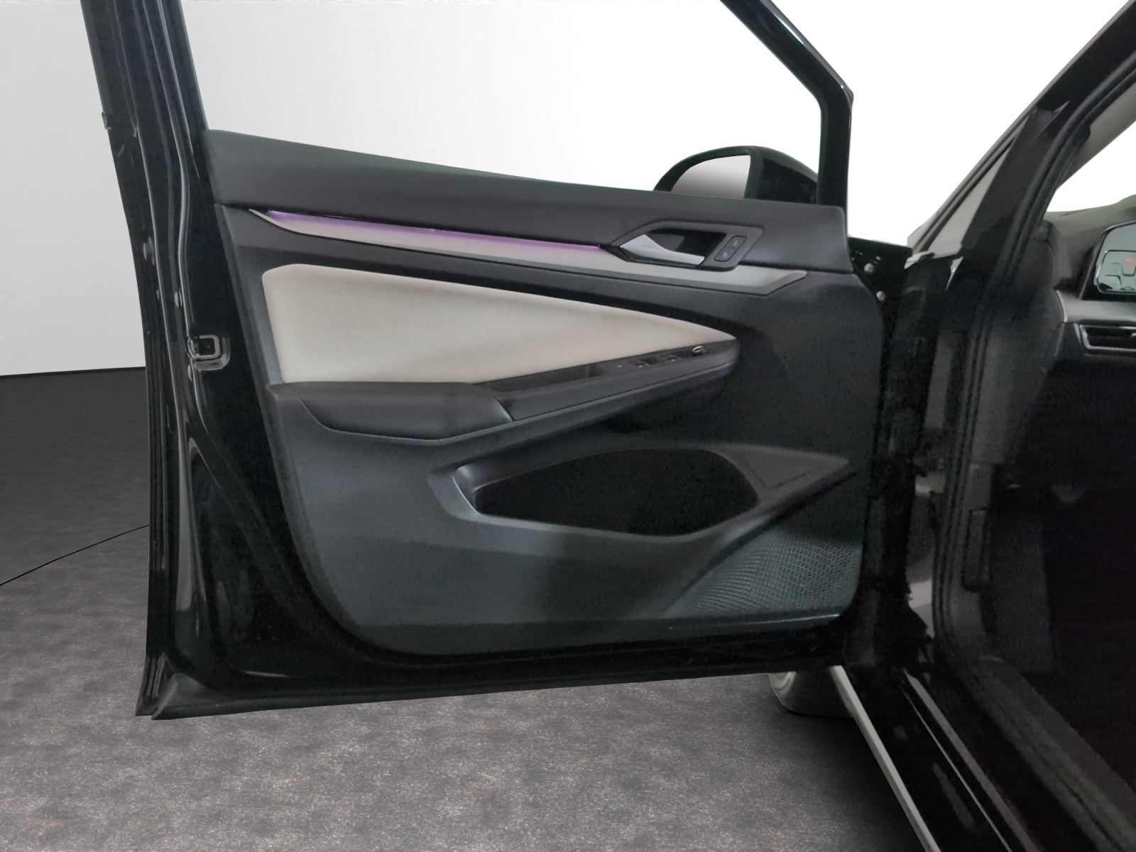 VW Golf Variant 2.0 TDI Style DSG-image-13