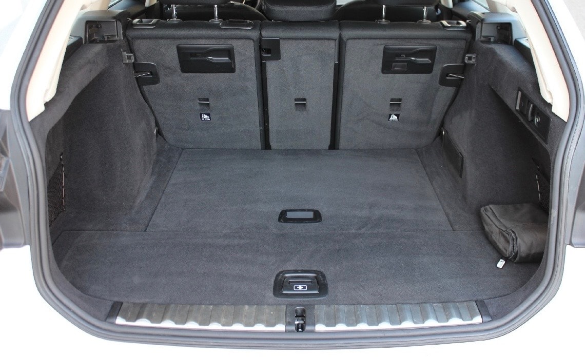 BMW 320d xDrive 48V Touring Familienkombi-image-4