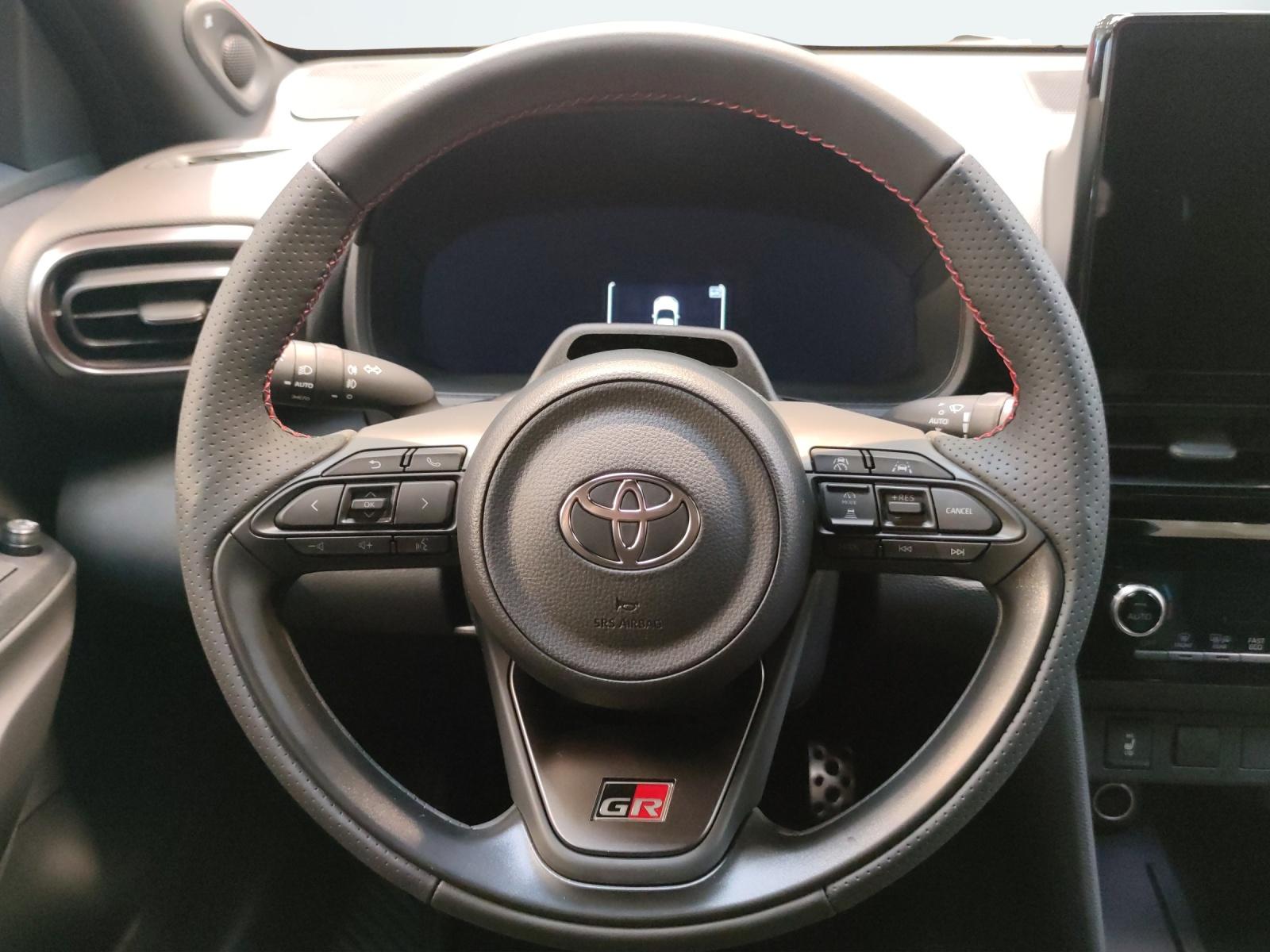 TOYOTA Yaris Cross 1.5 VVT-i HSD GR Sport-image-12