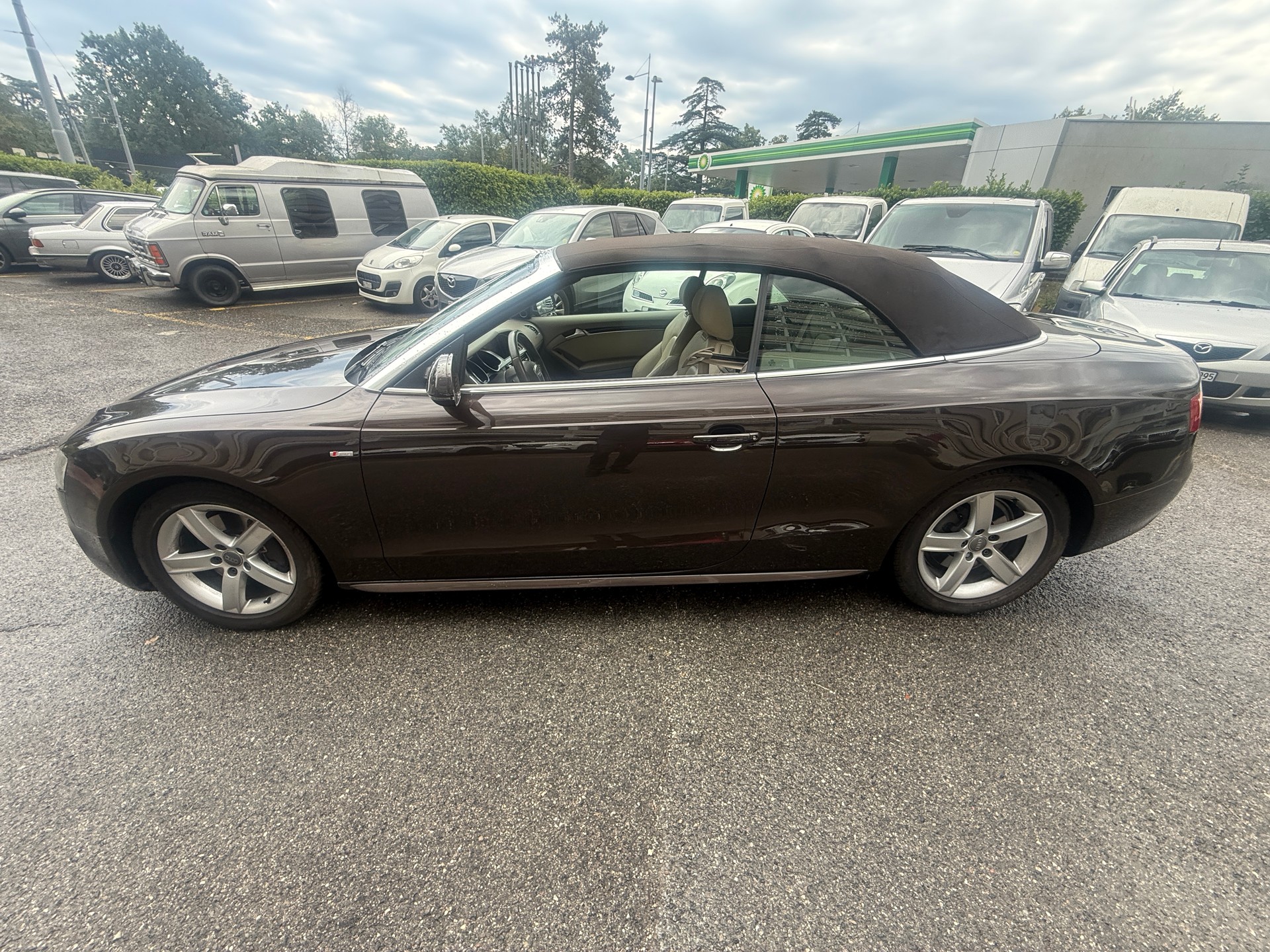 AUDI 2.0 TFSI quattro S-Tronic-image-2