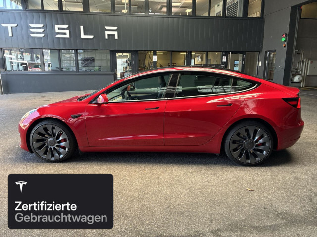 TESLA Model 3 Performance-image-3