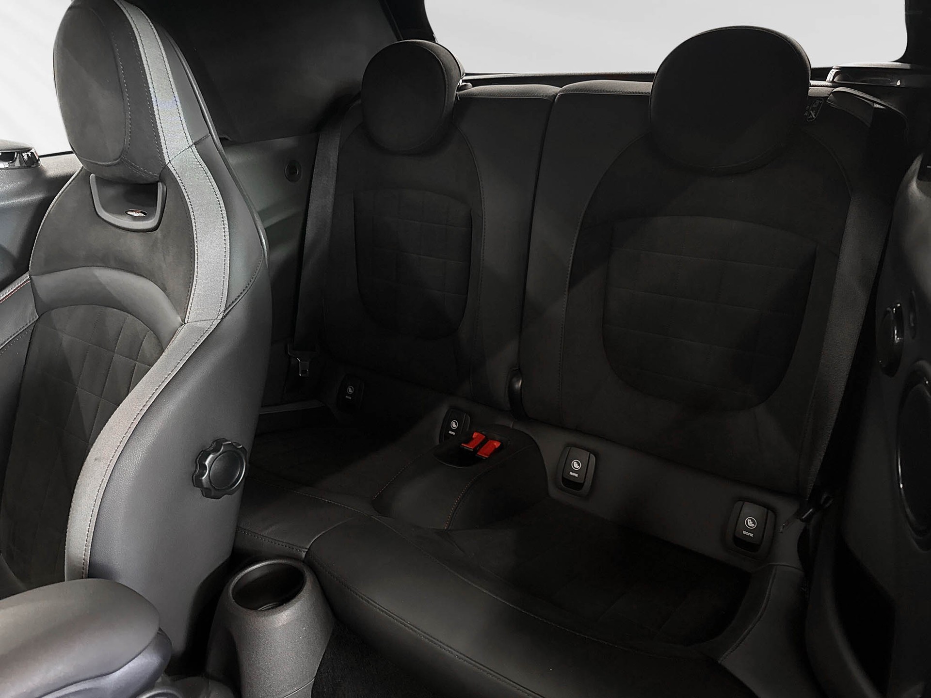 MINI Cooper John Cooper Works Cabriolet Steptronic-image-6