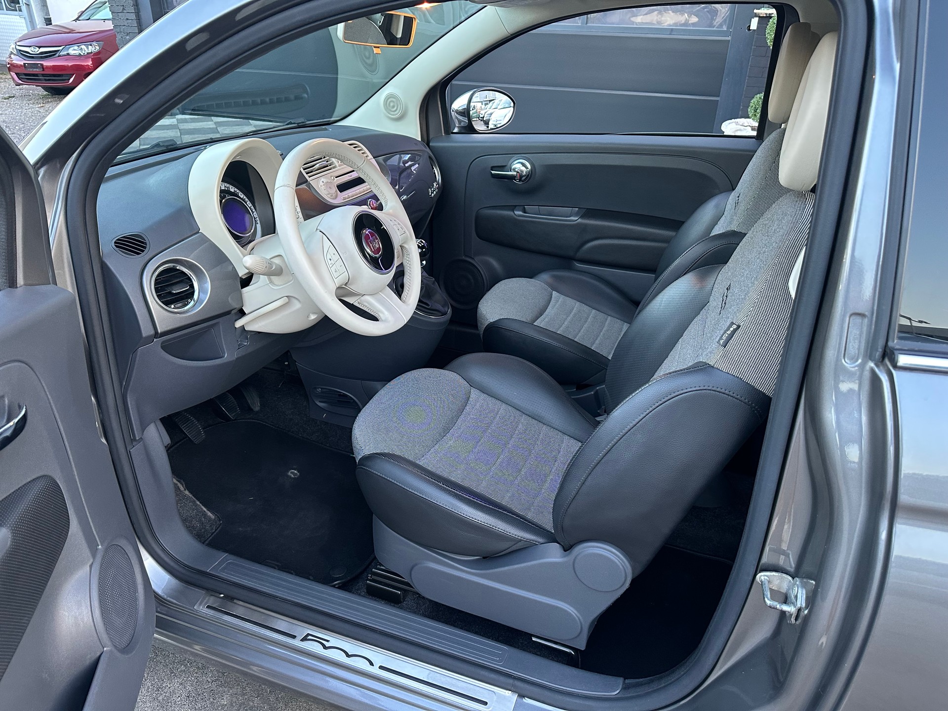 FIAT 500C 1.2 Lounge-image-15