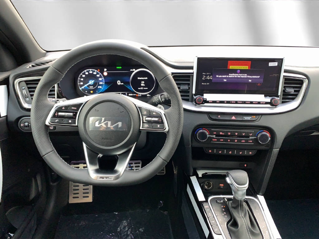 KIA XCeed 1.5 T-GDi MHEV GT-Line-image-4