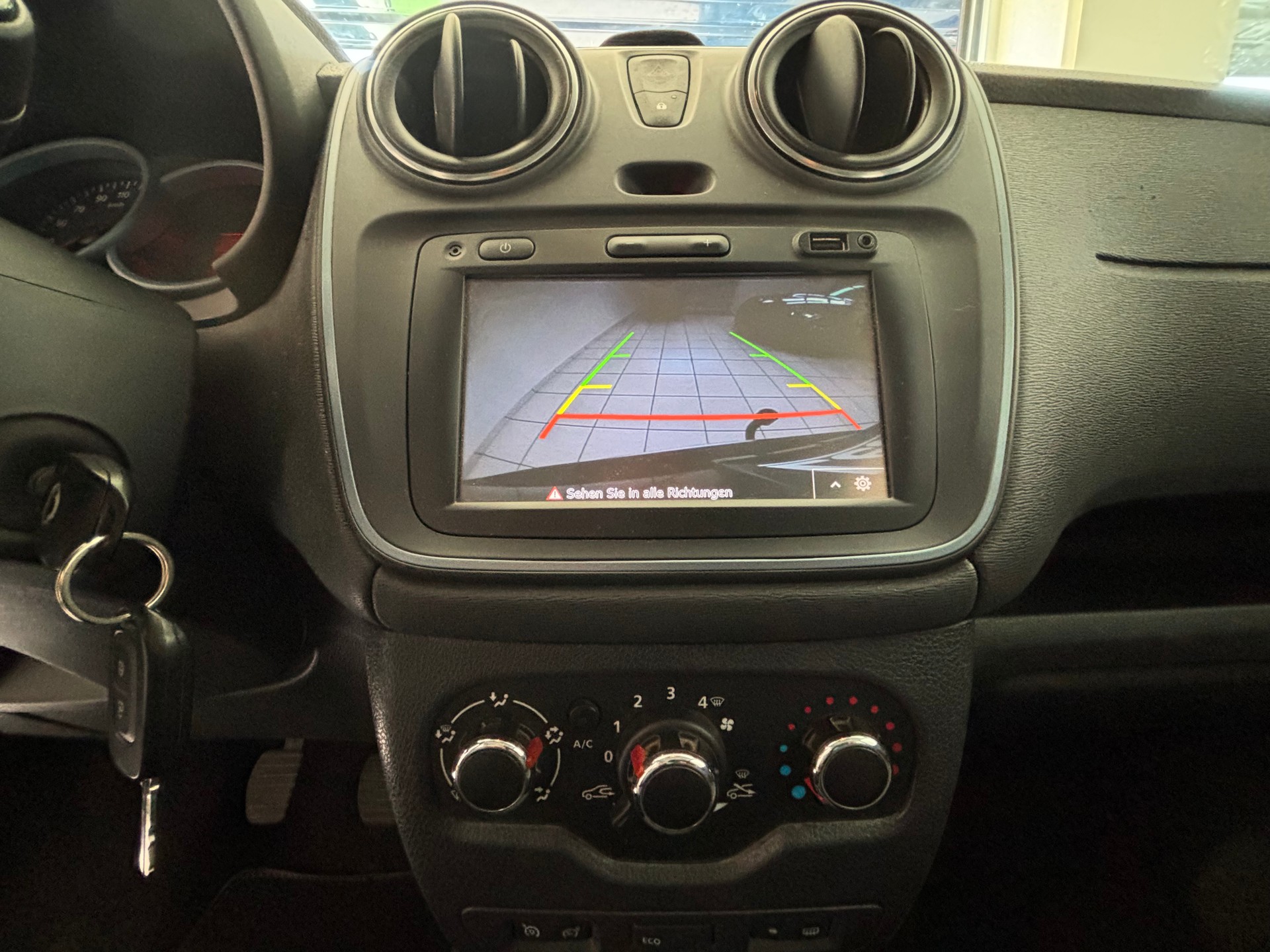DACIA Lodgy 1.2 Turbo Ambiance 5PL-image-15