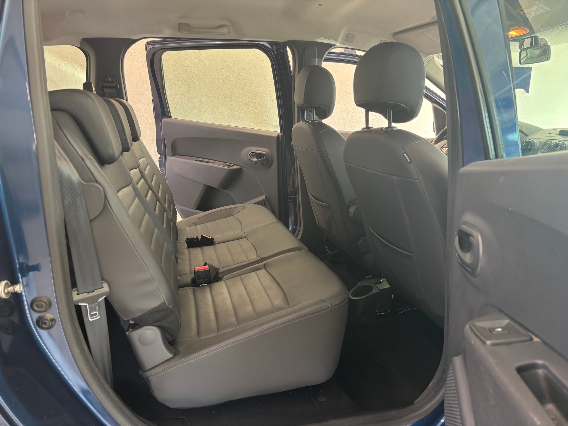 DACIA Lodgy 1.2 Turbo Ambiance 5PL-image-9