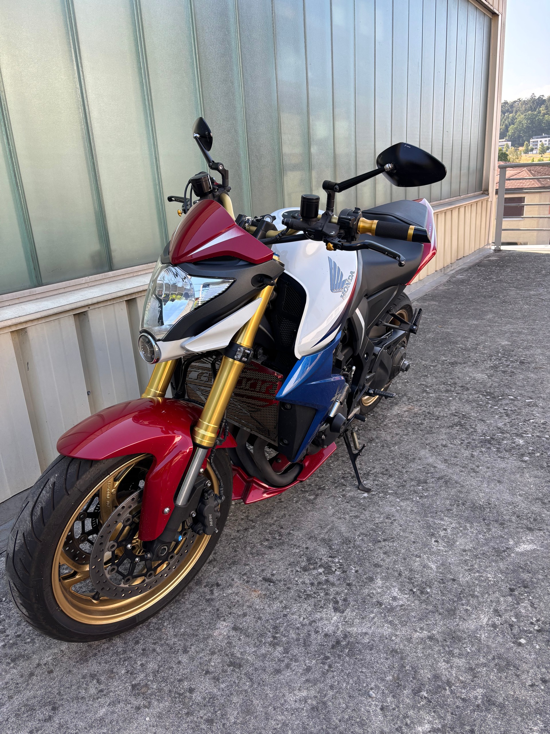 HONDA CB 1000 R ABS-image-3