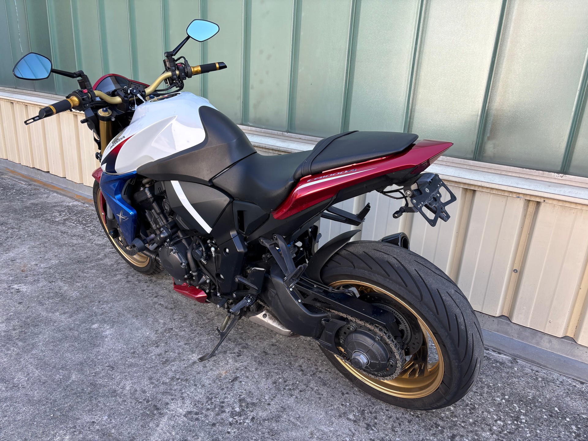 HONDA CB 1000 R ABS-image-5