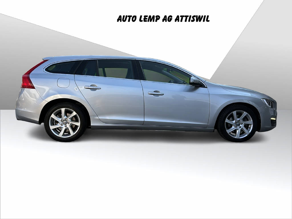 VOLVO V60 2.0 D4 Momentum S/S-image-5