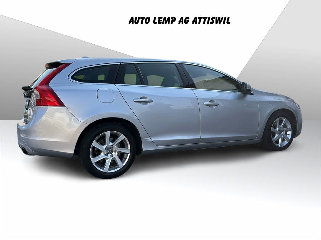 VOLVO V60 2.0 D4 Momentum S/S-image-4