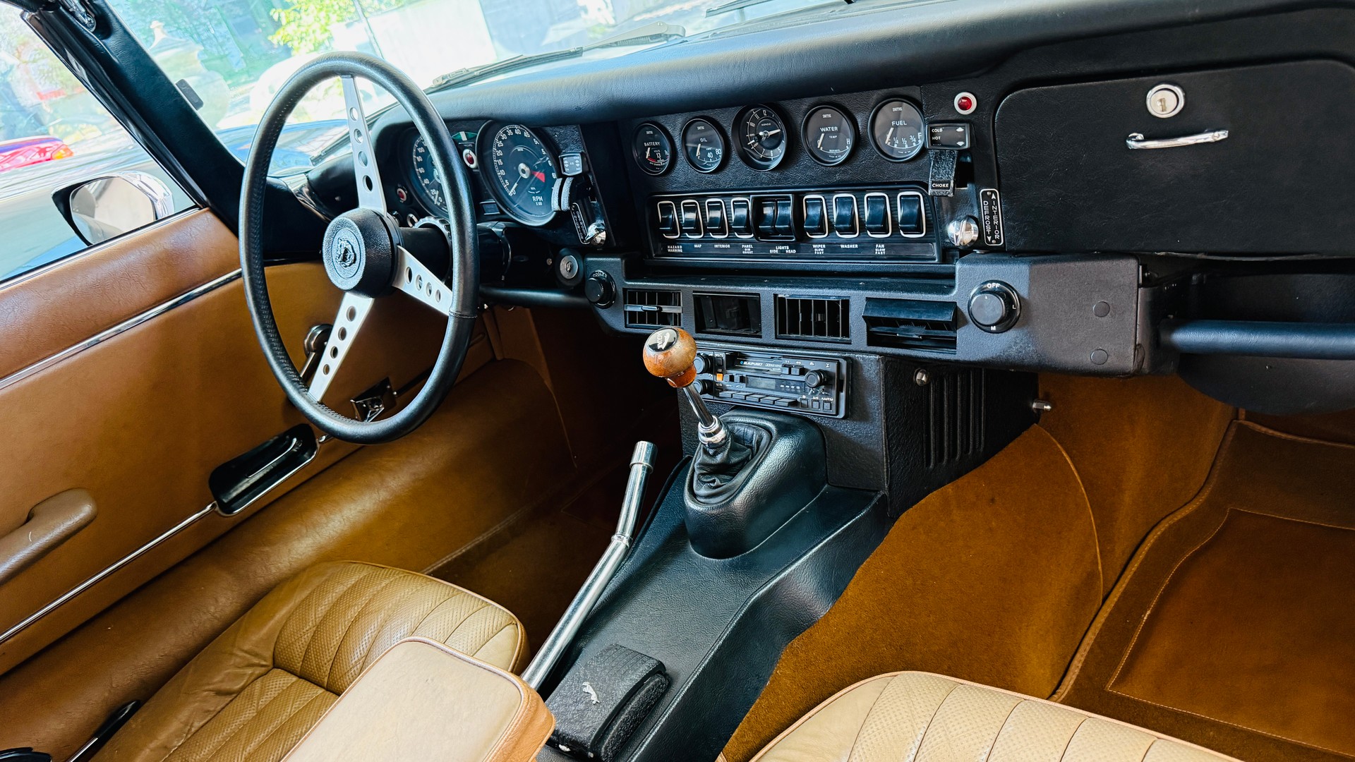 JAGUAR E Series 3-V12 Roadster Veteranenfahrzeug-image-5