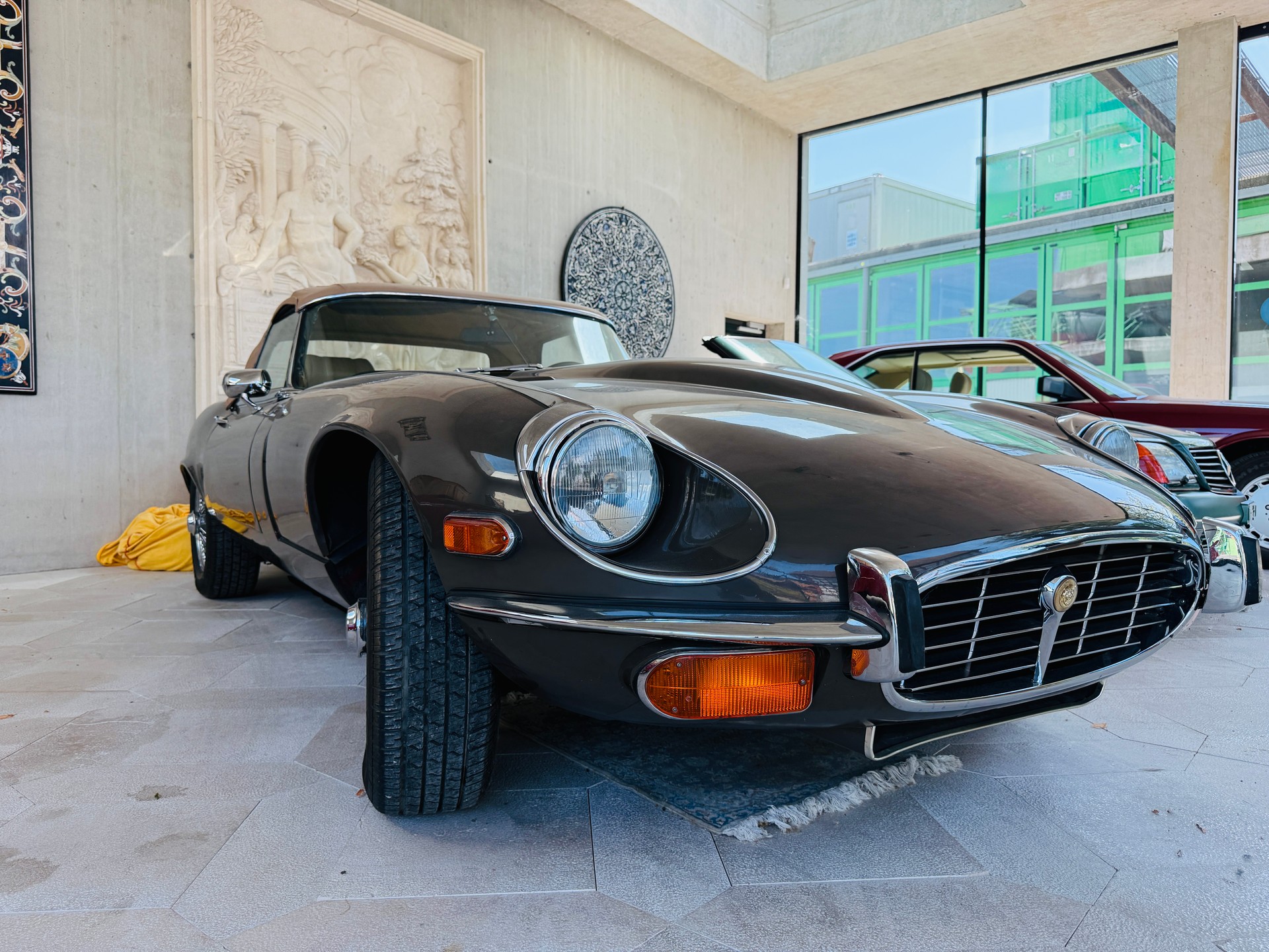 JAGUAR E Series 3-V12 Roadster Veteranenfahrzeug-image-2