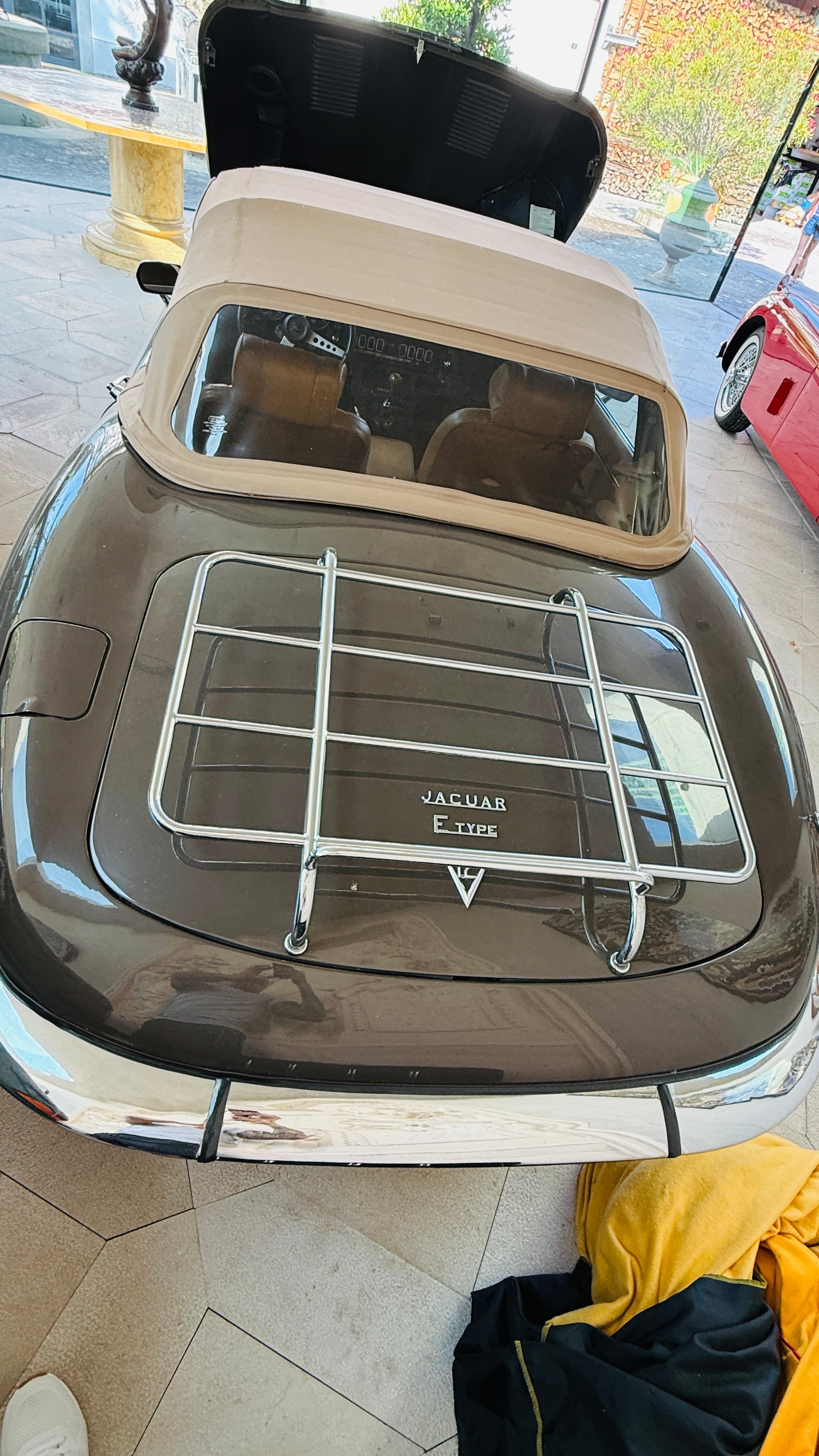 JAGUAR E Series 3-V12 Roadster Veteranenfahrzeug-image-18