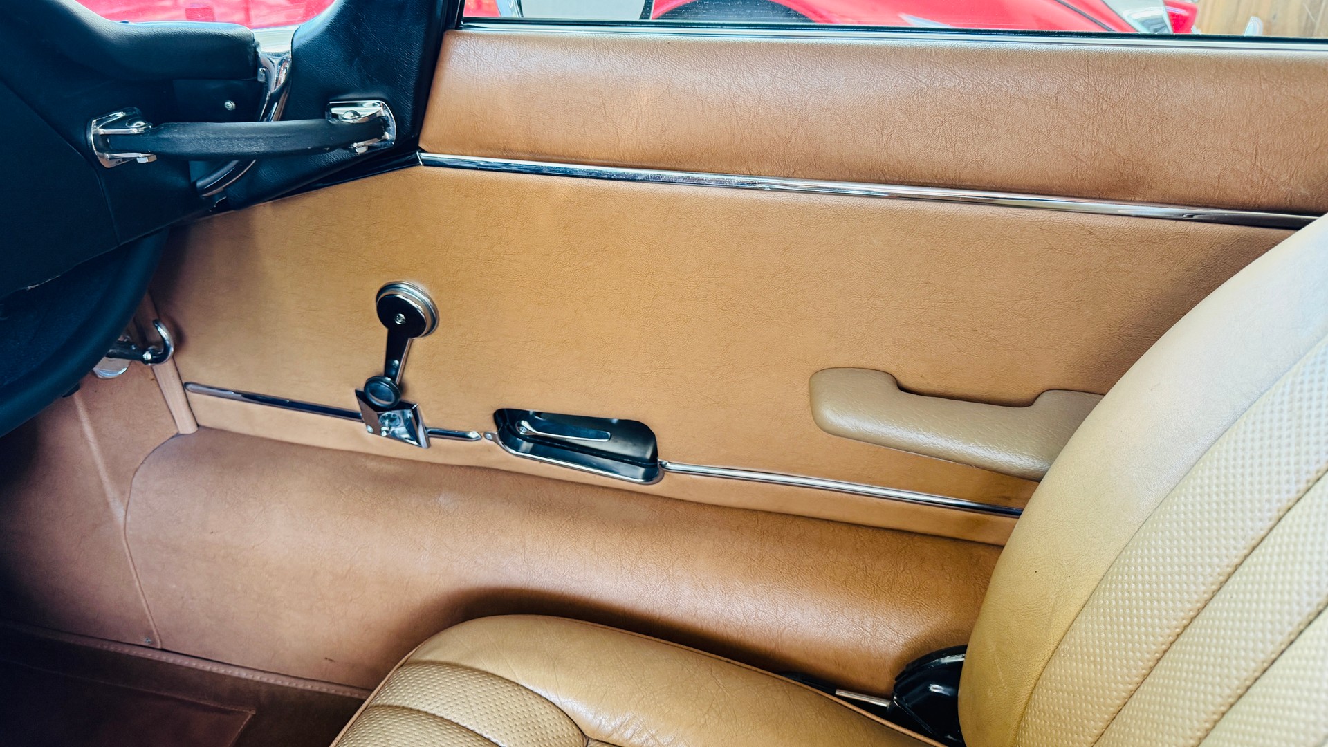 JAGUAR E Series 3-V12 Roadster Veteranenfahrzeug-image-12