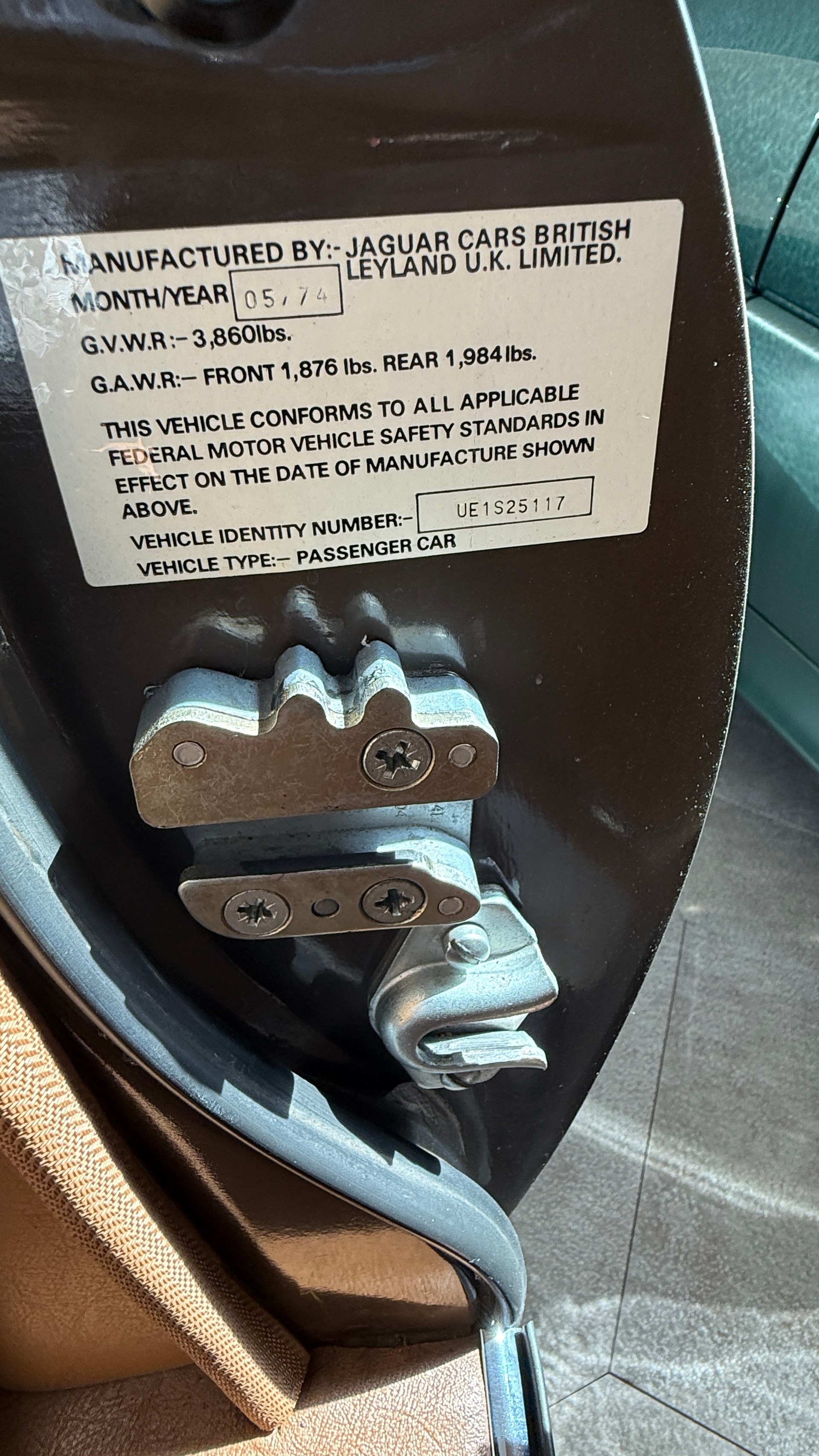 JAGUAR E Series 3-V12 Roadster Veteranenfahrzeug-image-13