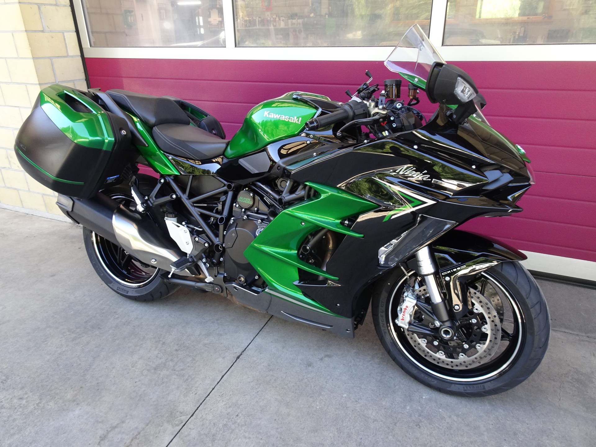 KAWASAKI Ninja H2 SX SE Tourer-showroom-element-2