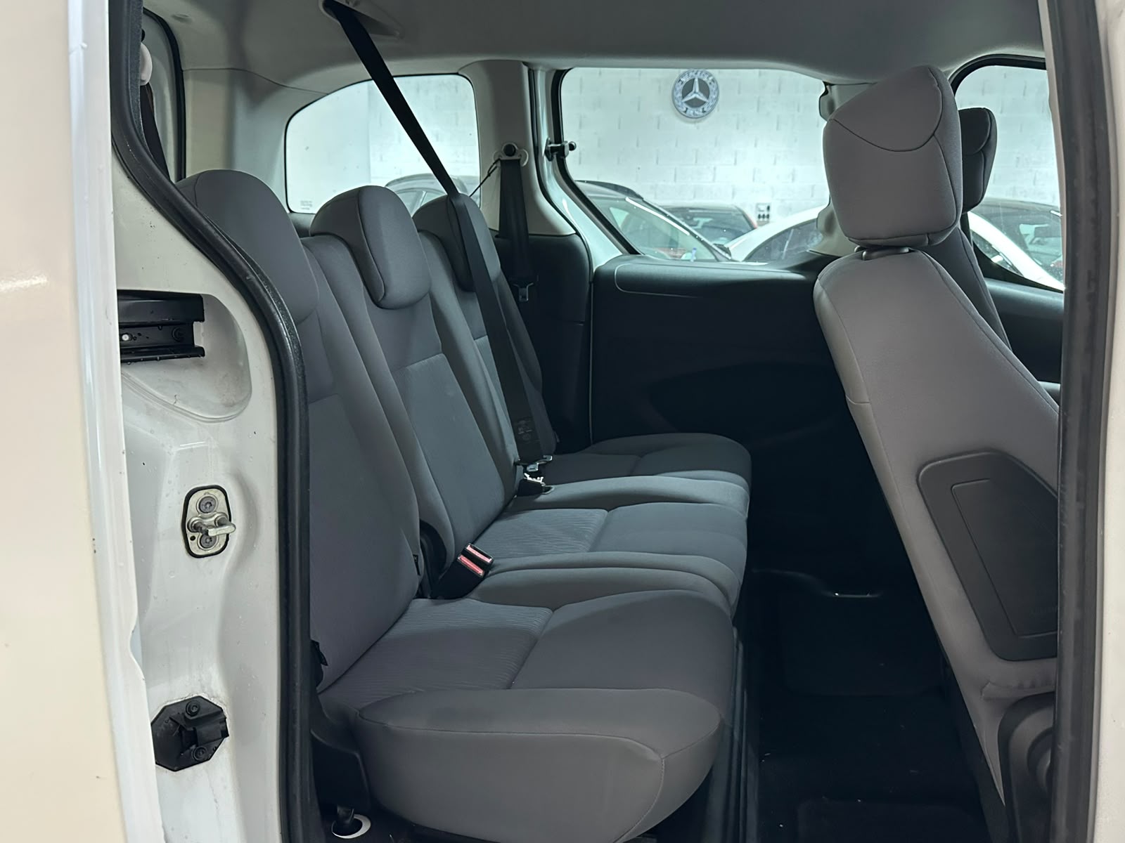 PEUGEOT Partner 1.6 Active-image-11
