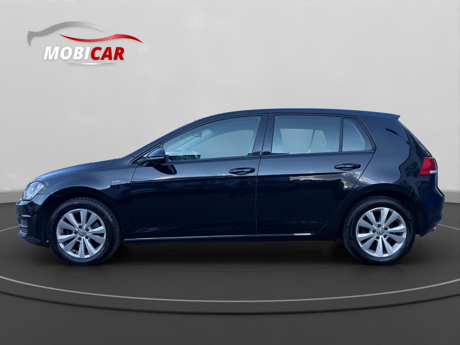 VW Golf 2.0 TDI Comfortline DSG-image-1