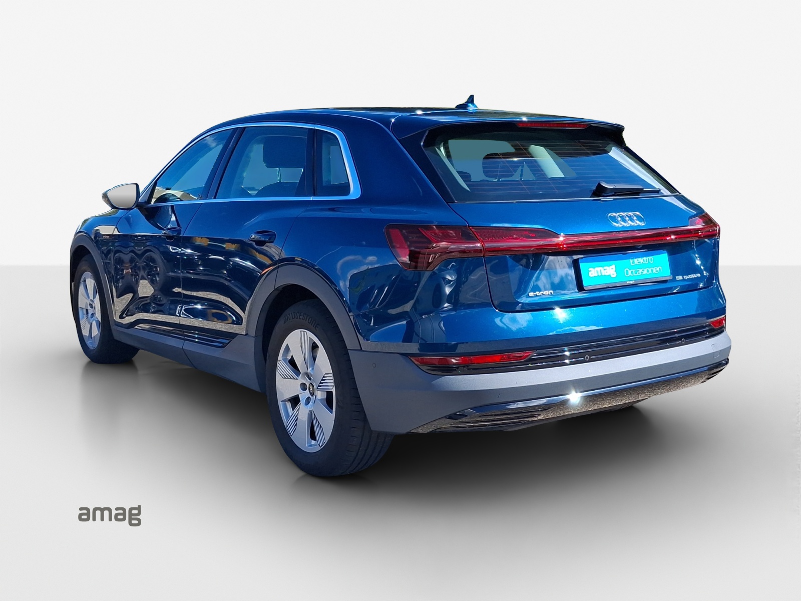 AUDI e-tron 55 quattro-image-2