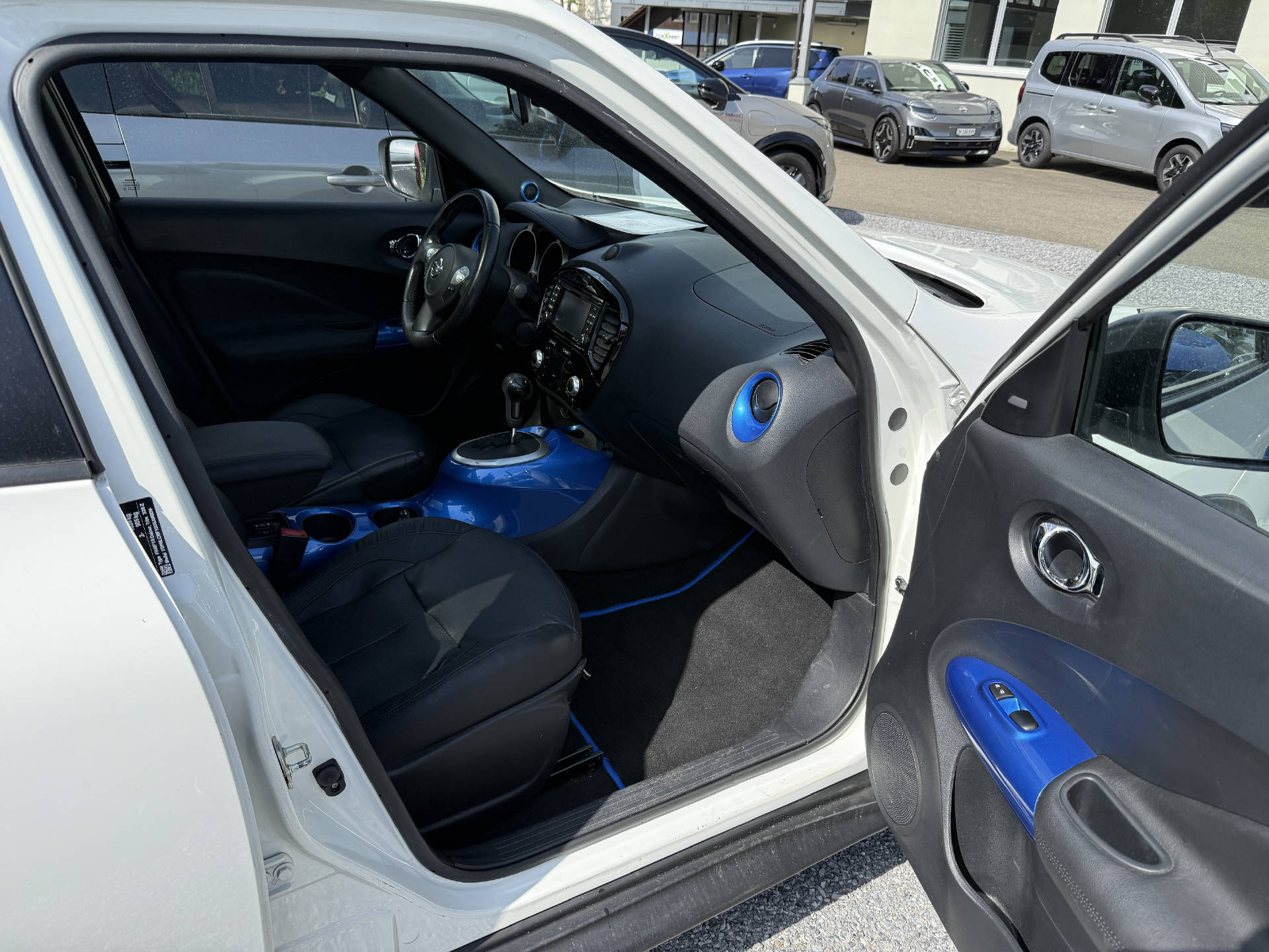 NISSAN Juke 1.6 DIG-T Tekna 4x4-image-11