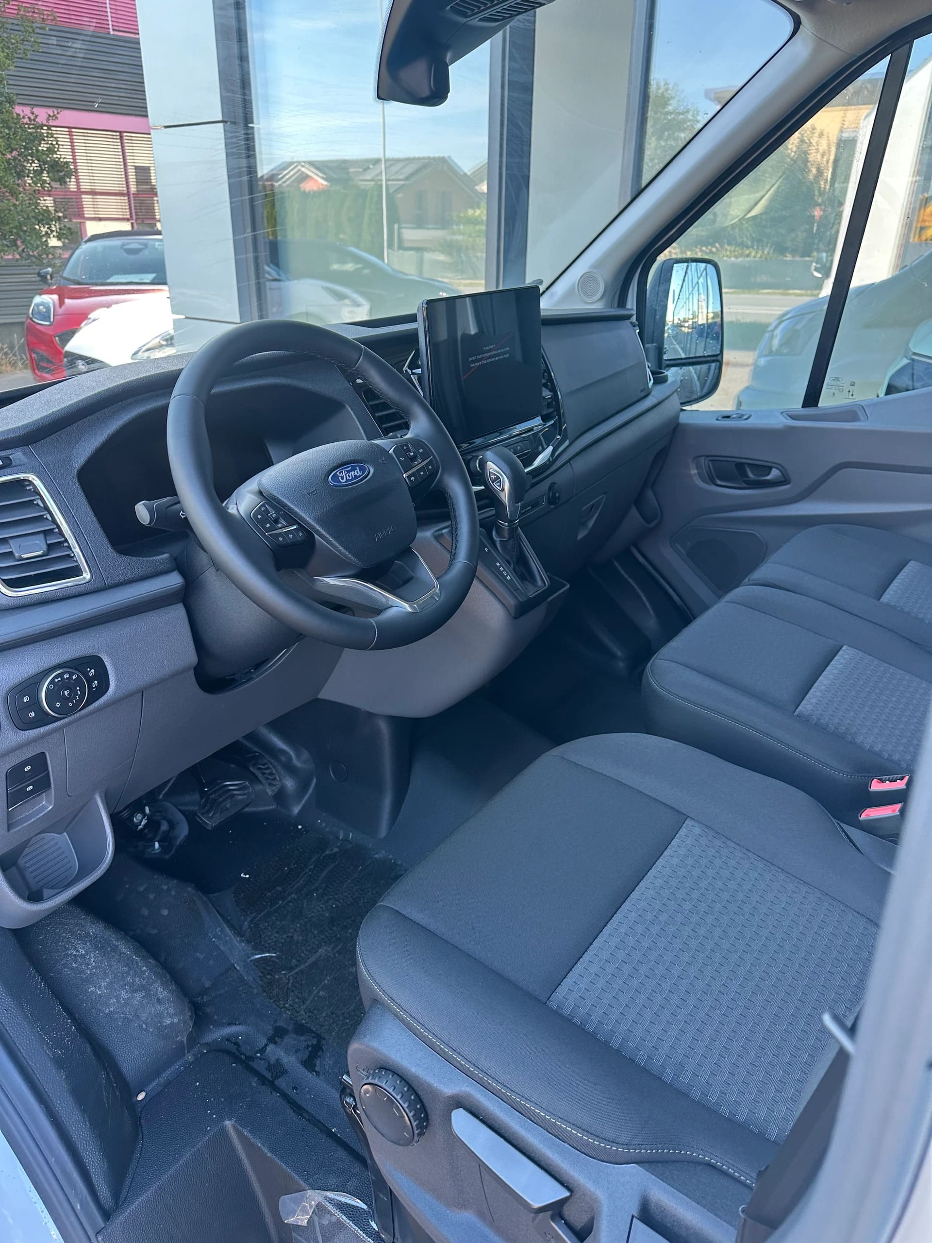 FORD Transit van 350 L3H2 2.0 EcoBl Trend/165CV/HD/Aut.-image-9