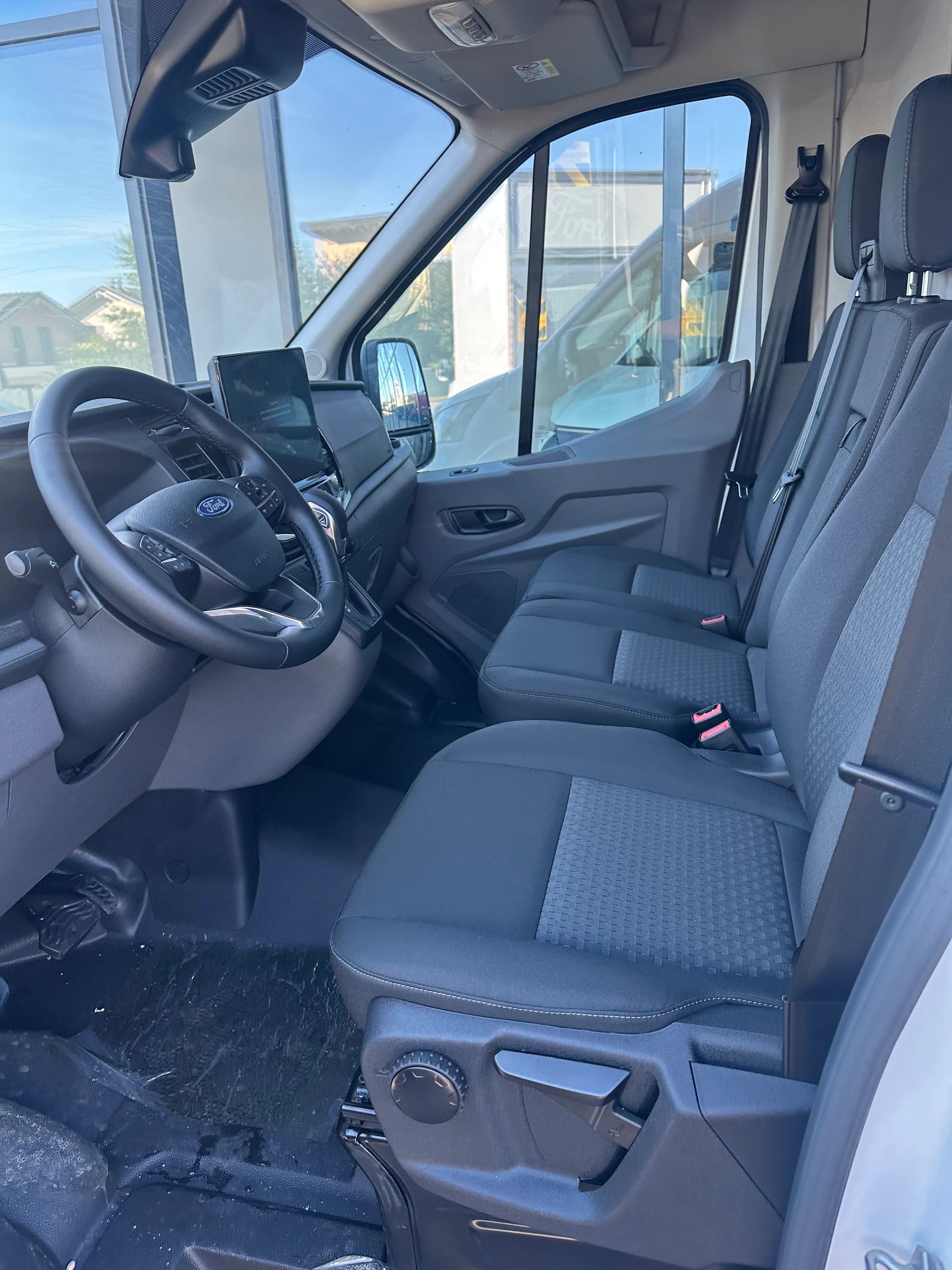 FORD Transit van 350 L3H2 2.0 EcoBl Trend/165CV/HD/Aut.-image-10