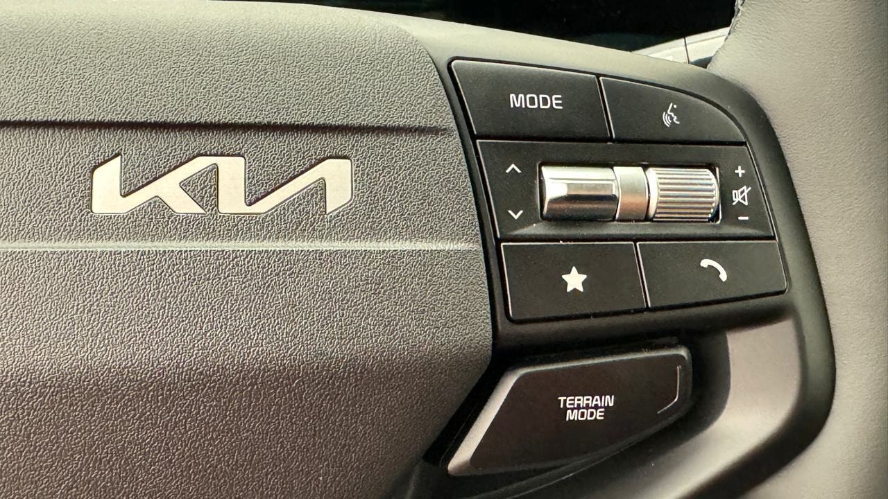 KIA Sportage 1.6T-GDi PHEV Limited 4x4-image-9